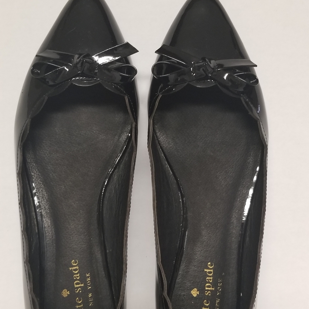 Kate Spade black leather patent flats shoes Sz.8.5